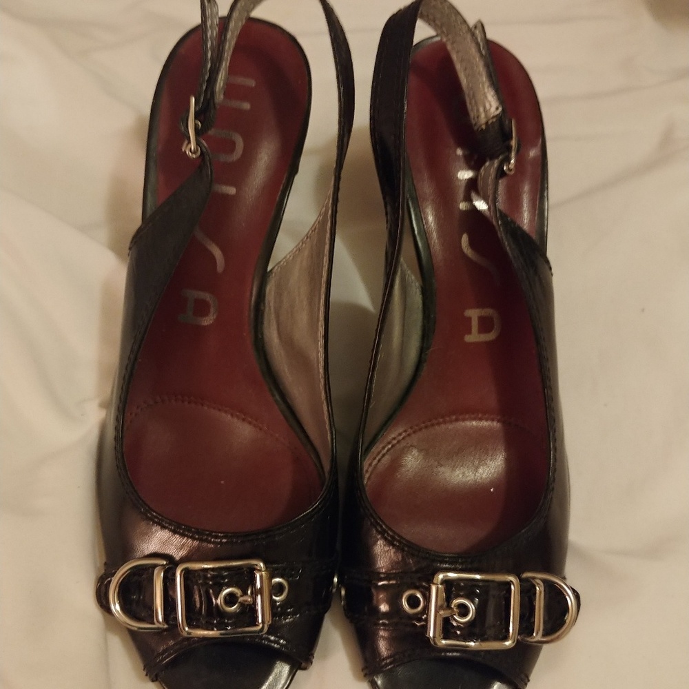 Unisa women's shoes, size 8